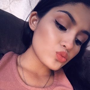 Meet your Posher, Teresa